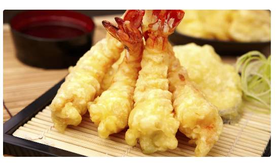 Shrimp Tempura Poutine 炸蝦薯堡
